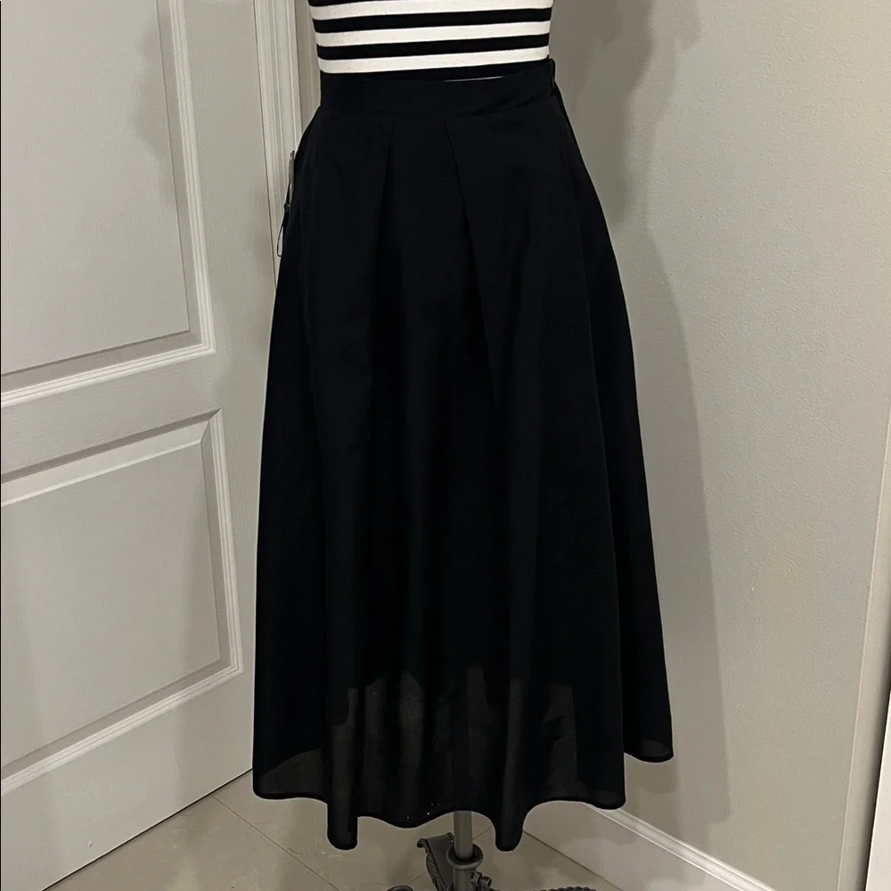 DKNY Elegant Black Full Skirt - Picture 2 of 7